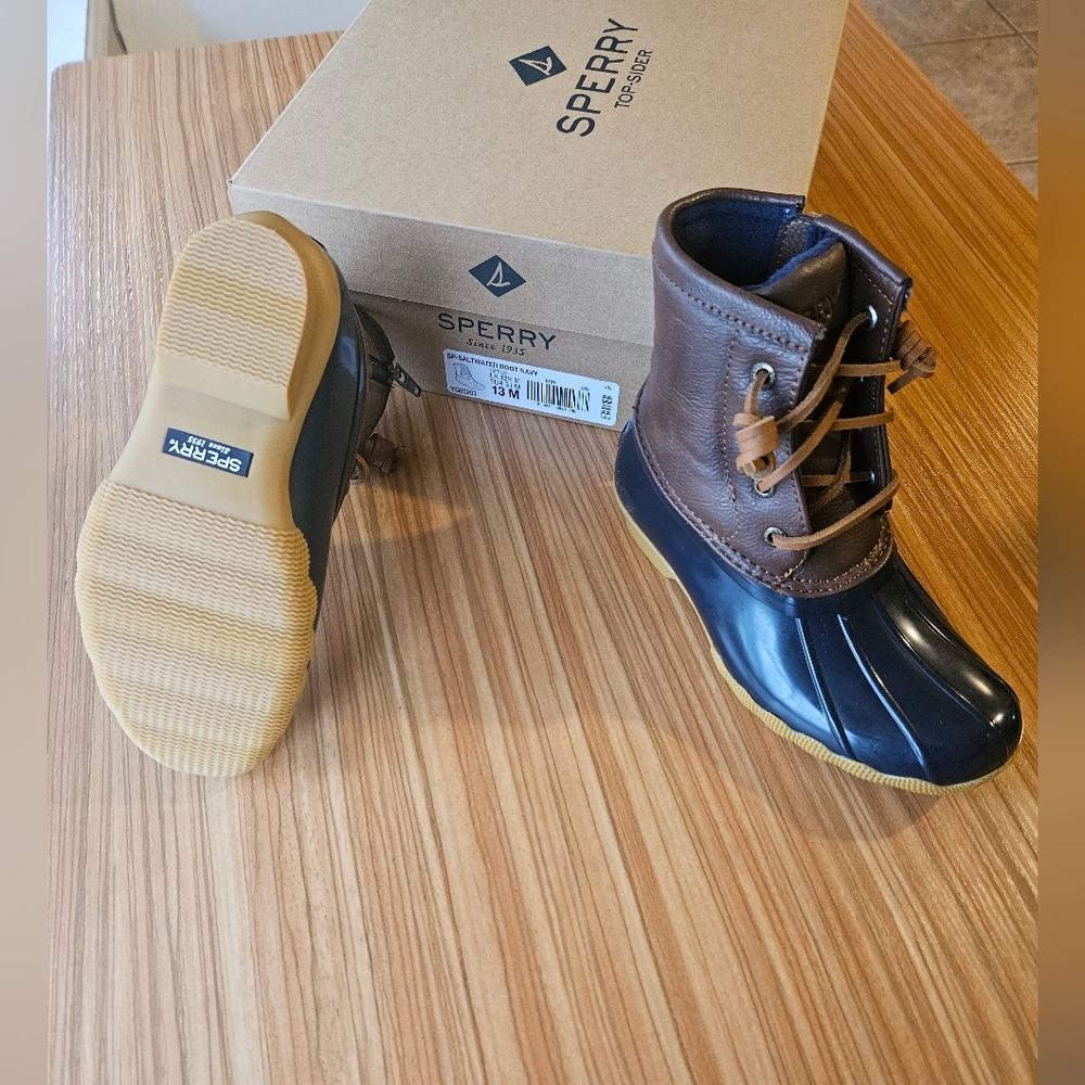 Sperry saltwater boots kids size 13